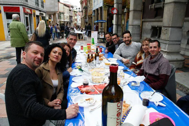 Fotos: Las mejores imágenes de la Comida en la Calle de Avilés