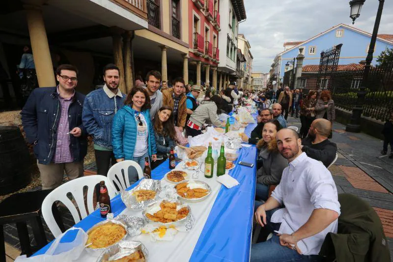 Fotos: Las mejores imágenes de la Comida en la Calle de Avilés