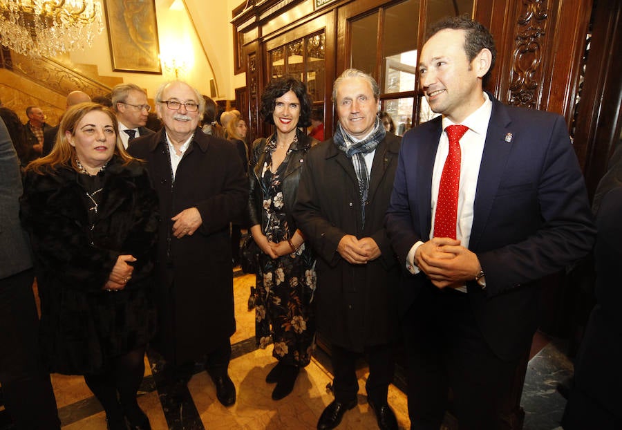 María Neira, directora de Salud Pública de la OMS, Antonio Gamoneda, los astilleros Gondán y Armón y las unidades policiales que luchan contra el maltrato han sido los galardonados de esta edición.