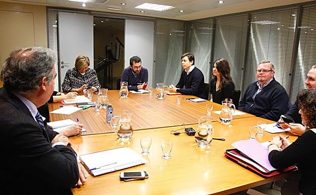 Ningún consejero de Aquagest acude a la comisión del agua