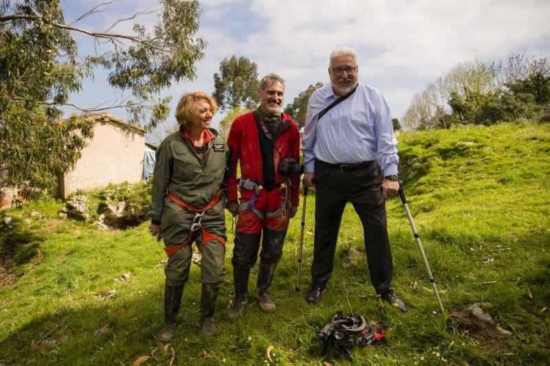 El Grupo Torreblanca recreó la primera bajada a la cueva de Tito Bustillo. En la recreación participaron algunos de los descubridores