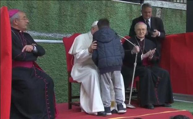 El papa responde a un niño que le preguntó si su padre ateo está en el cielo