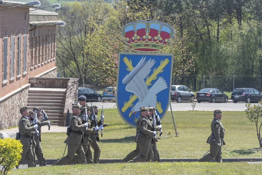 El delegado del Gobierno en Asturias, Mariano Marín, asiste al acto de conmemoración del XXX aniversario de la Unidad de Servicios del Acuartelamiento (USAC) Cabo Noval