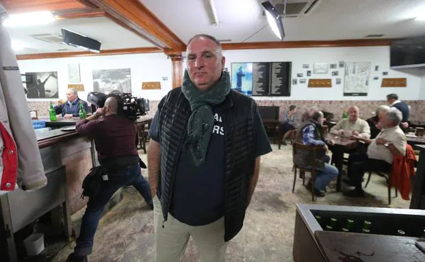 José Andrés, durante su visita a Asturias, para grabar un programa para la CNN. 