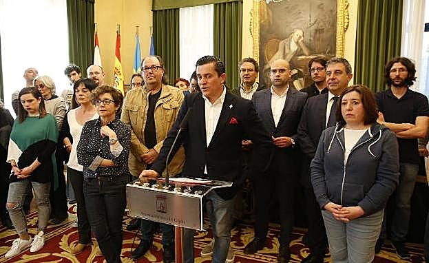 «Ni un paso atrás ante la violencia»