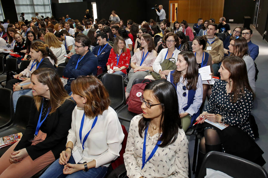 La apertura corrió a cargo del consejero de Sanidad y con este encuentro se dan por inaugurados los actos del cincuentenario del Hospital de Cabueñes