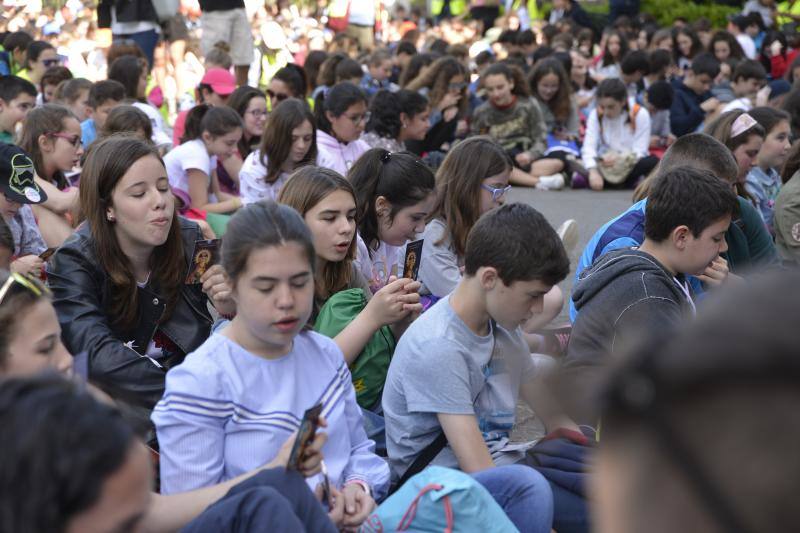 Fotos: Los jóvenes llenan Covadonga