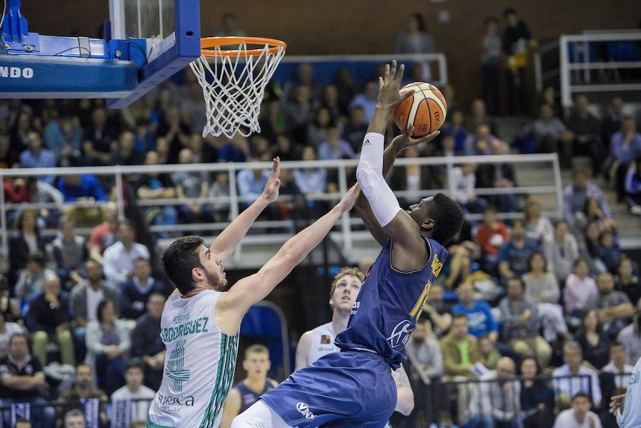 Fotos: Unión Financiera - Levitec Huesca, en imágenes