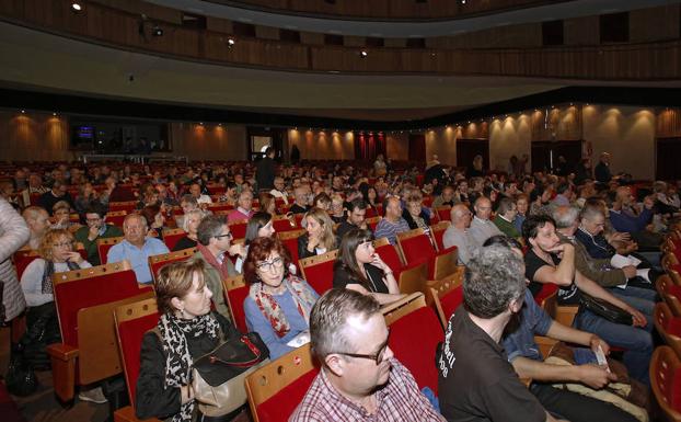 Imagen. El público asistente al concierto del Teatro de la Laboral. 