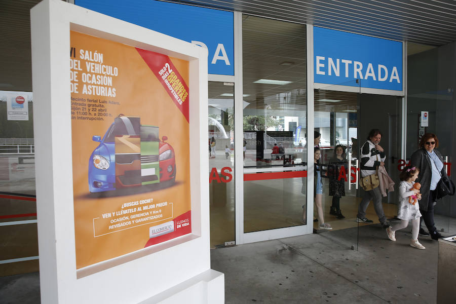 La sexta edición de esta feria ofrece variedad de coches y competitividad de precios en el recinto Luis Adaro.