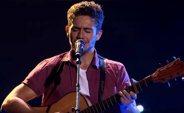 Oskar Proy, nieto de una asturiana, entra en 'La Voz Australia' cantando el himno de Asturias