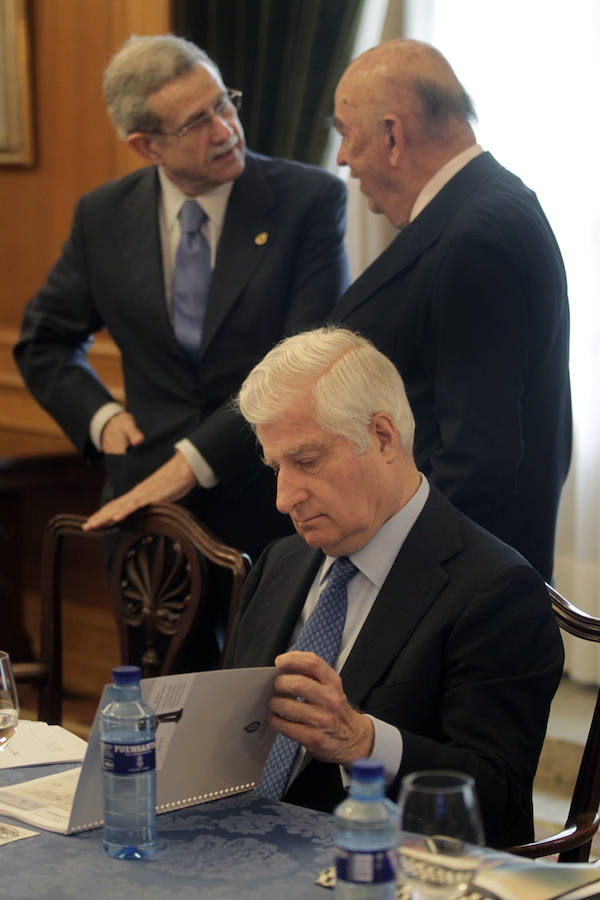 Ni una sola de las 35 candidaturas que optan al galardón de las Artes salió de la boca de quienes mañana dictarán su fallo