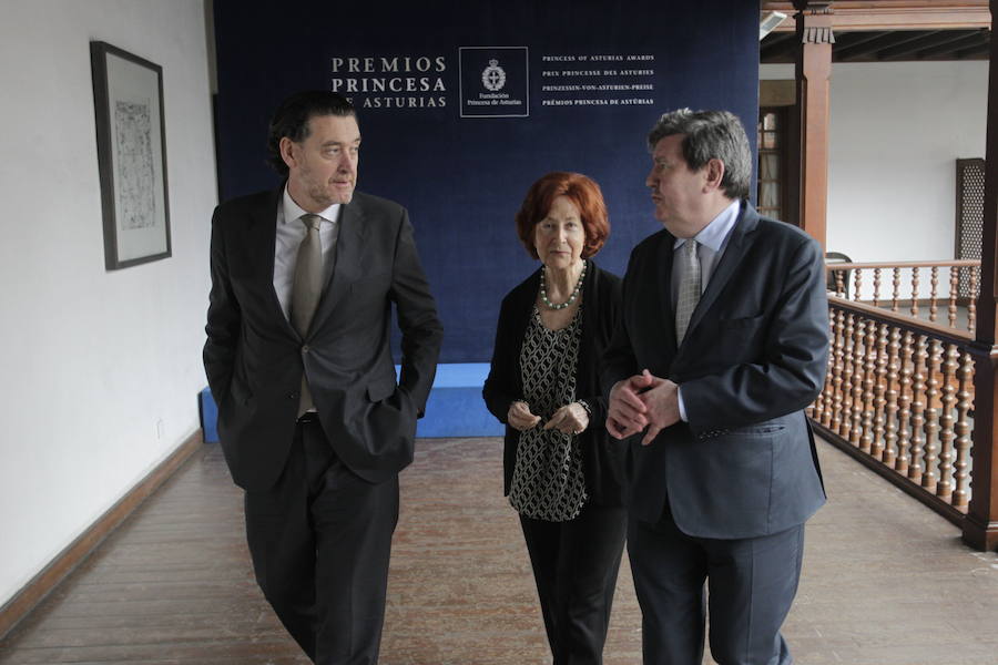 Ni una sola de las 35 candidaturas que optan al galardón de las Artes salió de la boca de quienes mañana dictarán su fallo