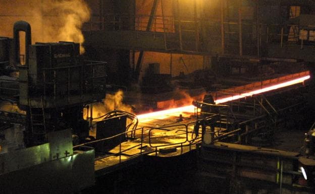 Arcelor advierte de un «riesgo cierto» para el tren de chapa y urge un acuerdo antes del lunes
