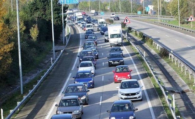 Drones para vigilar la carretera este puente, con 110.000 viajes en Asturias