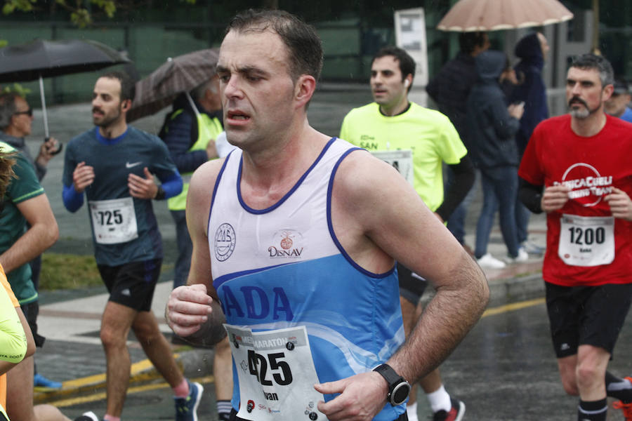 Fotos: ¿Estuviste en la EDP Media Maratón de Gijón? ¡Búscate! (2)