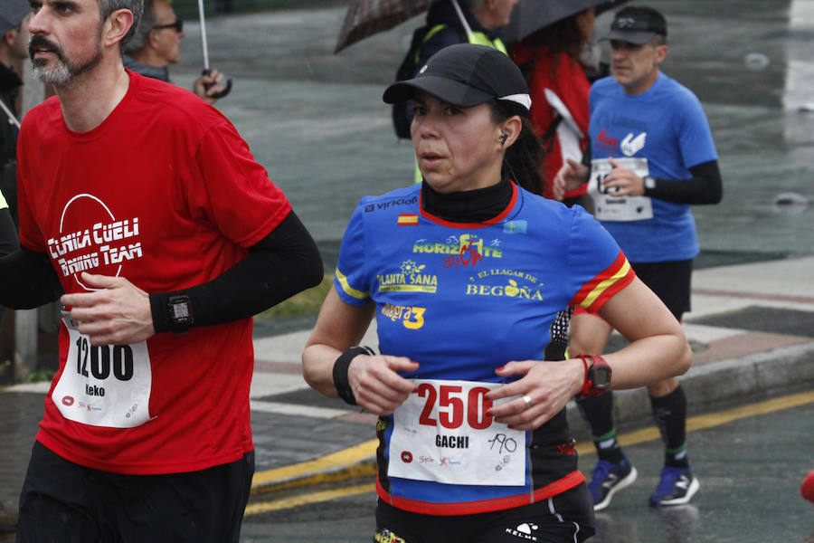 Fotos: ¿Estuviste en la EDP Media Maratón de Gijón? ¡Búscate! (2)