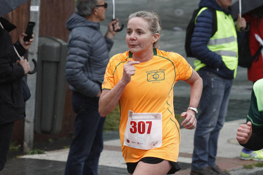 Fotos: ¿Estuviste en la EDP Media Maratón de Gijón? ¡Búscate! (2)