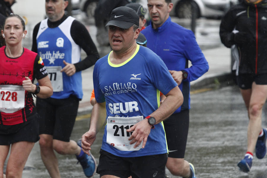 Fotos: ¿Estuviste en la EDP Media Maratón de Gijón? ¡Búscate! (2)