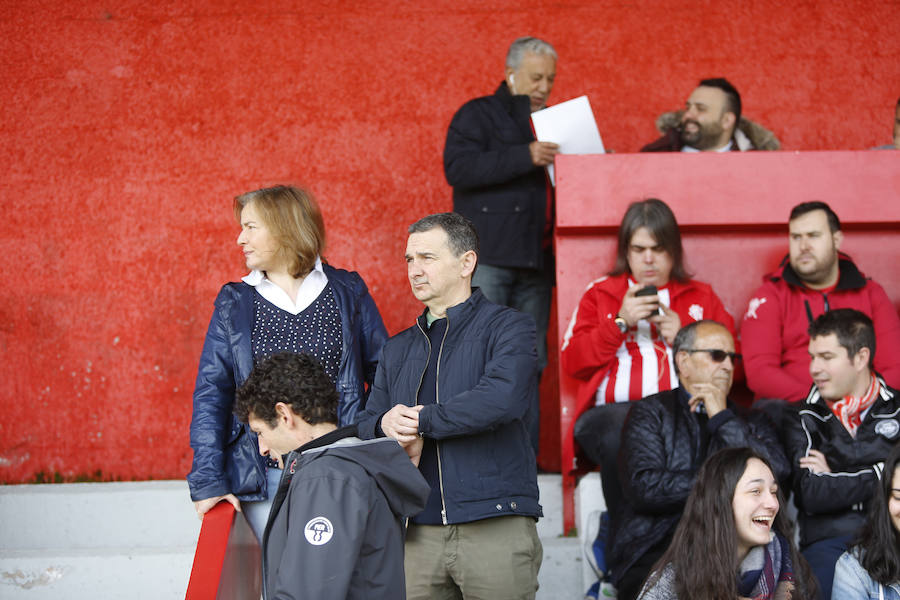 Fotos: ¿Estuviste en el Sporting B - Albacete? ¡Búscate!