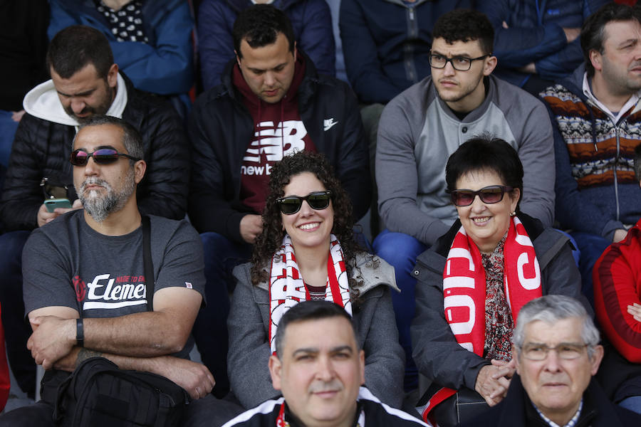 Fotos: ¿Estuviste en el Sporting B - Albacete? ¡Búscate!