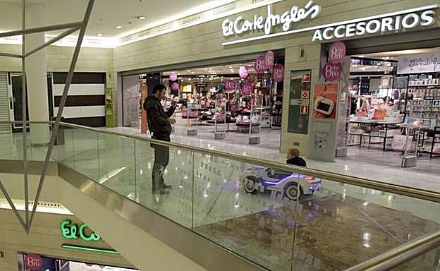 Centros comerciales, un modelo de negocio en peligro