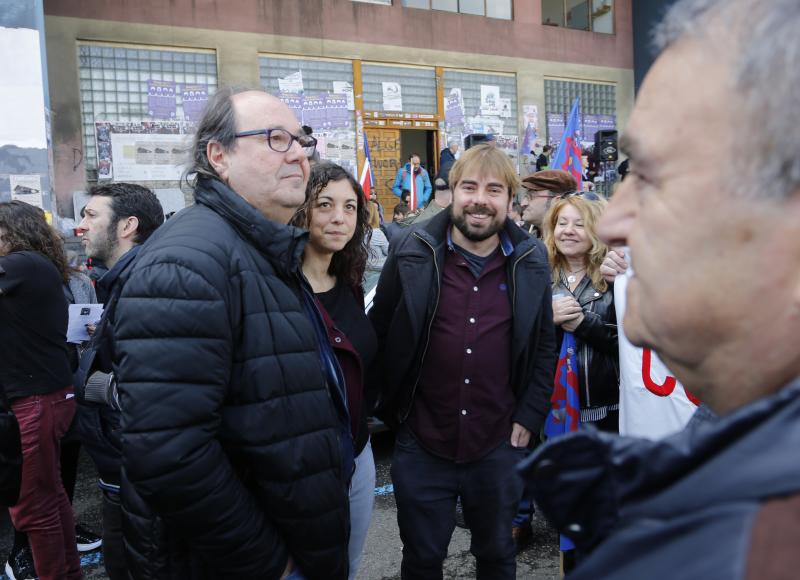 CNT, CGT, CSI y Suatea han convocado a un gran número de personas en Gijón, donde se ha celebrado una manifestación del Primero de Mayo impregnada por las reivindicaciones feministas. 