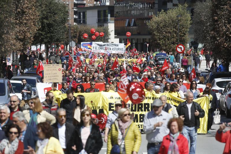 La manifestación parte del Parque Viejo de La Felguera bajo el lema «Igualdad, mejor empleo, mayores salarios, pensiones dignas»