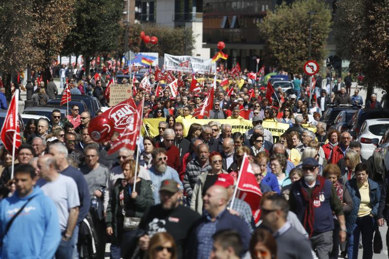 La manifestación parte del Parque Viejo de La Felguera bajo el lema «Igualdad, mejor empleo, mayores salarios, pensiones dignas»