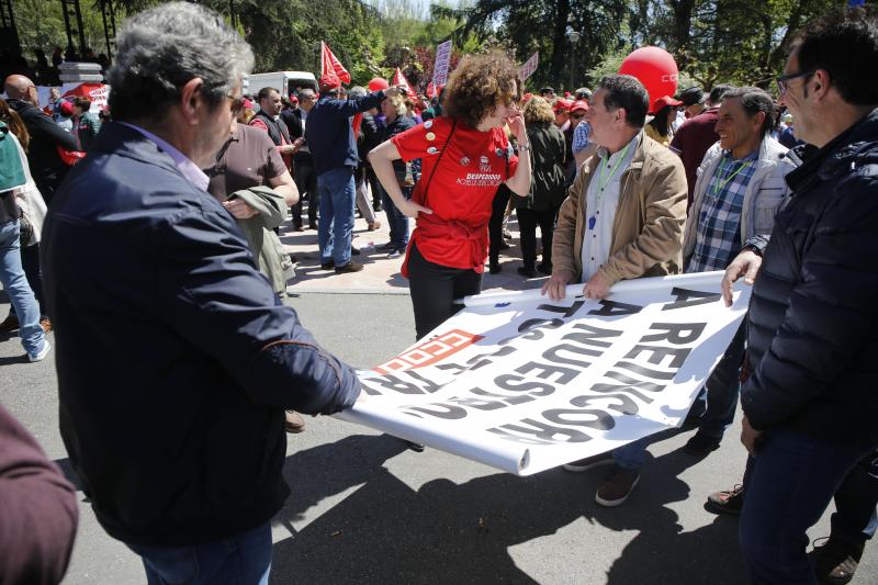 La manifestación parte del Parque Viejo de La Felguera bajo el lema «Igualdad, mejor empleo, mayores salarios, pensiones dignas»