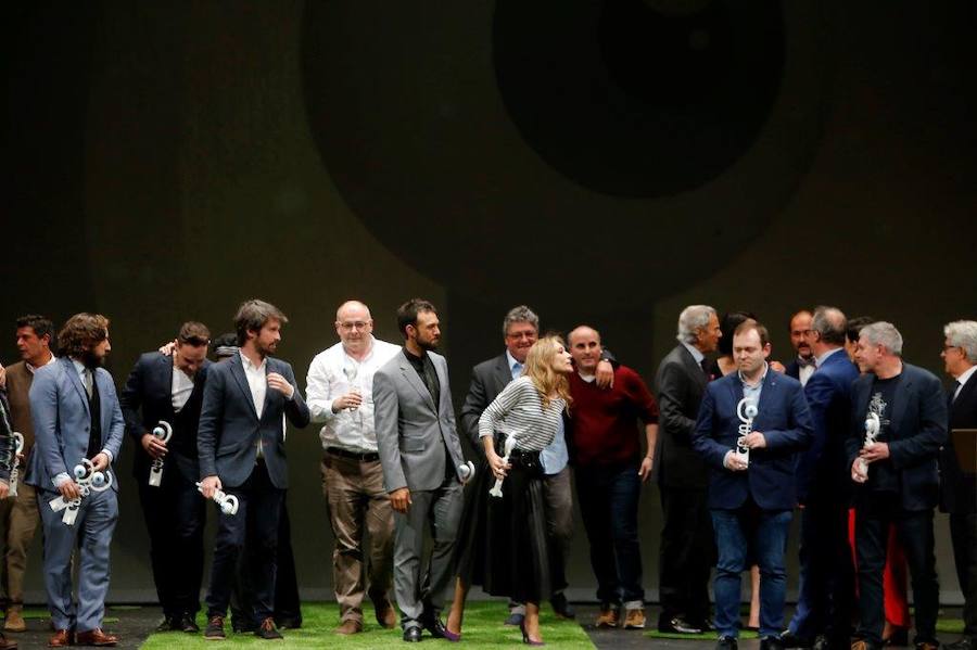 El audiovisual asturiano entregó en Oviedo sus galardones, en los que obtuvieron premio Arturo Fernández, Blanca Romero o Sonia Fidalgo, entre otros.