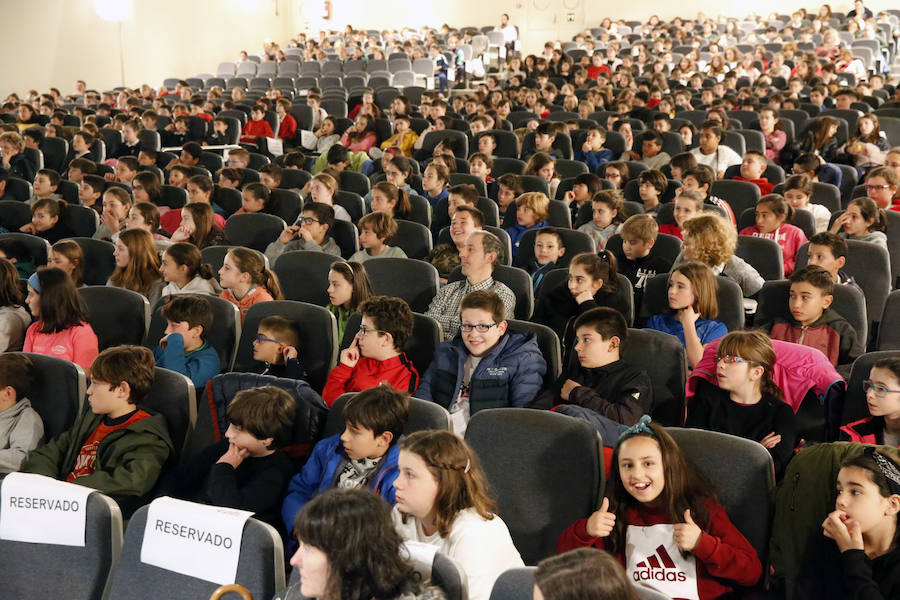 El proyecto, que desarrolla la Fundación CTIC en colaboración con el Ayuntamiento de Gijón, ha reunido a unos 600 escolares 