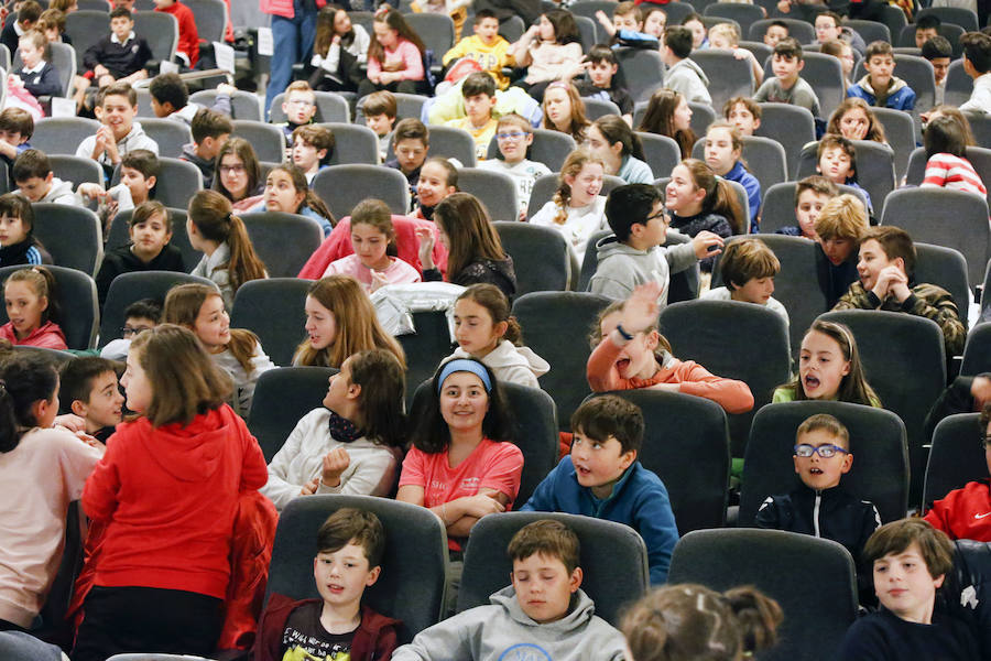 El proyecto, que desarrolla la Fundación CTIC en colaboración con el Ayuntamiento de Gijón, ha reunido a unos 600 escolares 