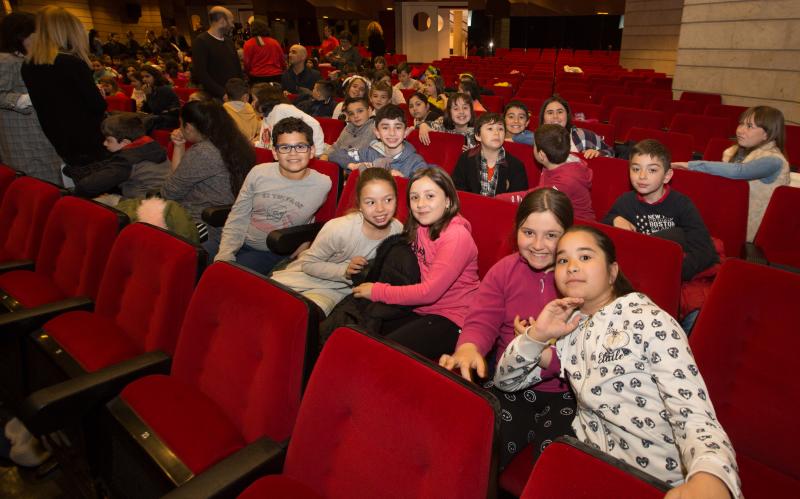 Cuatrocientos escolares participan en actividades basadas en la obra de la escritora Berta Piñán 