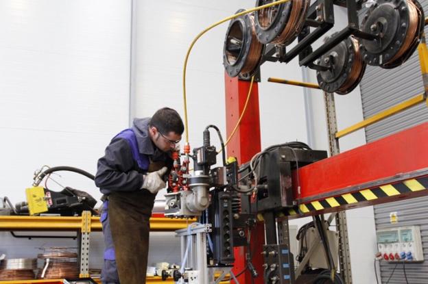 Realizando pruebas en las instalaciones del ITMA. 