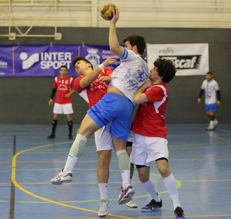 Fotos: Toscaf Atlética 32-22 Ademar B, en imágenes