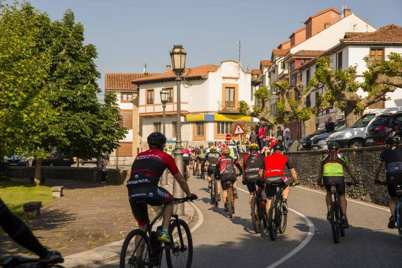 112 personas participaron en la prueba ciclista, en la que María del Carmen Pérez fue la vencedora en la categoría femenina.