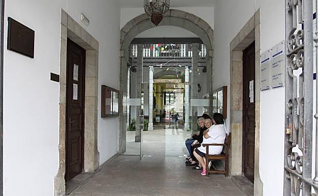 Piden un año de cárcel para un falso topógrafo por intrusismo profesional