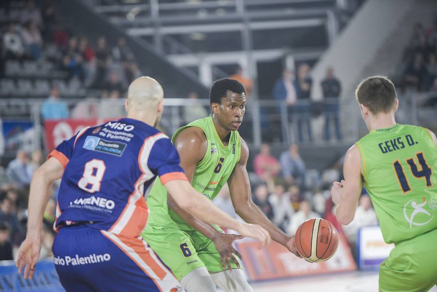 Fotos: Palencia 64-60 Unión Financiera, en imágenes