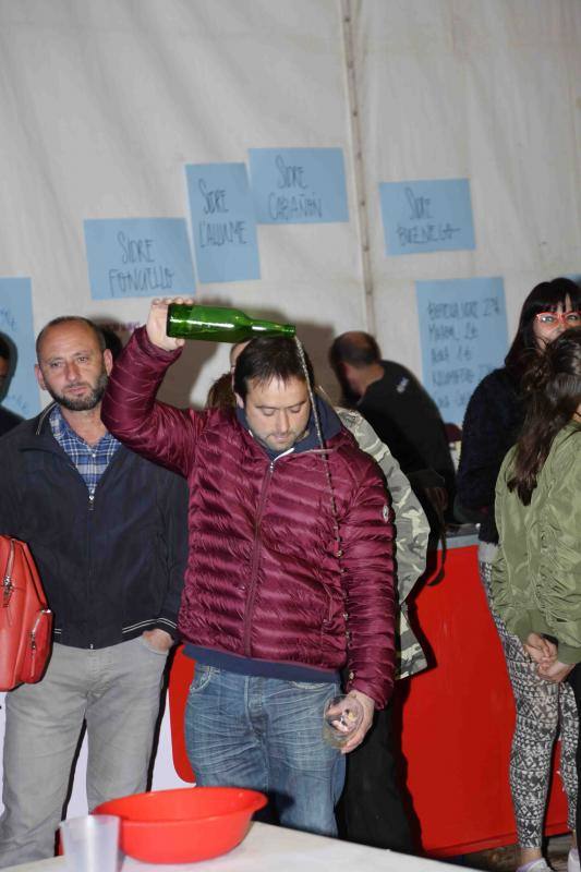 Fotos: Folixa de la sidra en Ribadesella