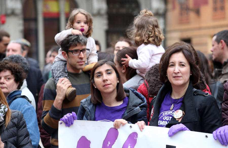 Concentraciones en las principales ciudades asturianas para reclamar el cumplimiento del pacto de Estado y más presupuesto contra la violencia machista