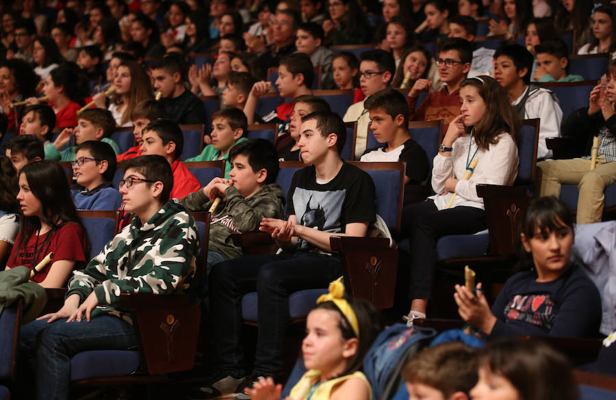 El Auditorio Príncipe Felipe de Oviedo acoge la segunda jornada del programa Link Up dirigido a niños de entre 9 y 13 años. 