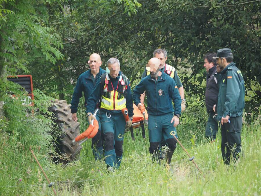 Fotos: Encuentran un cadáver en Llanes