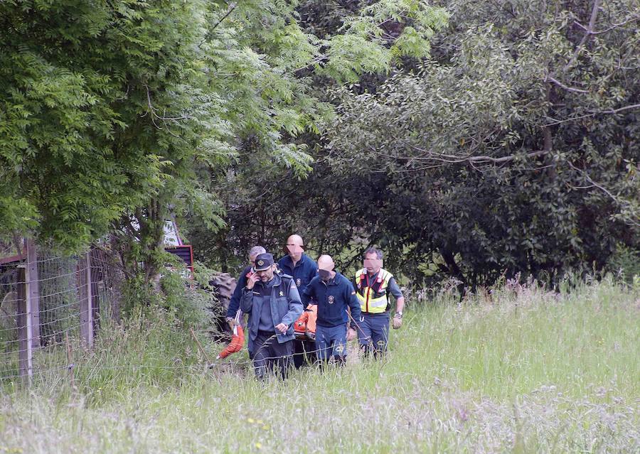 Fotos: Encuentran un cadáver en Llanes
