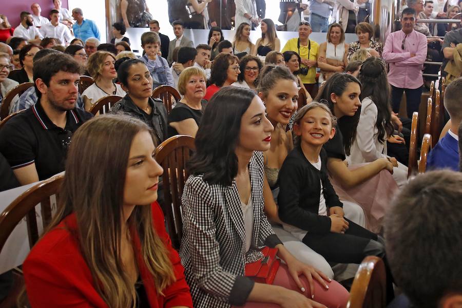 Fotos: Graduación de los alumnos del IES Padre Feijoo