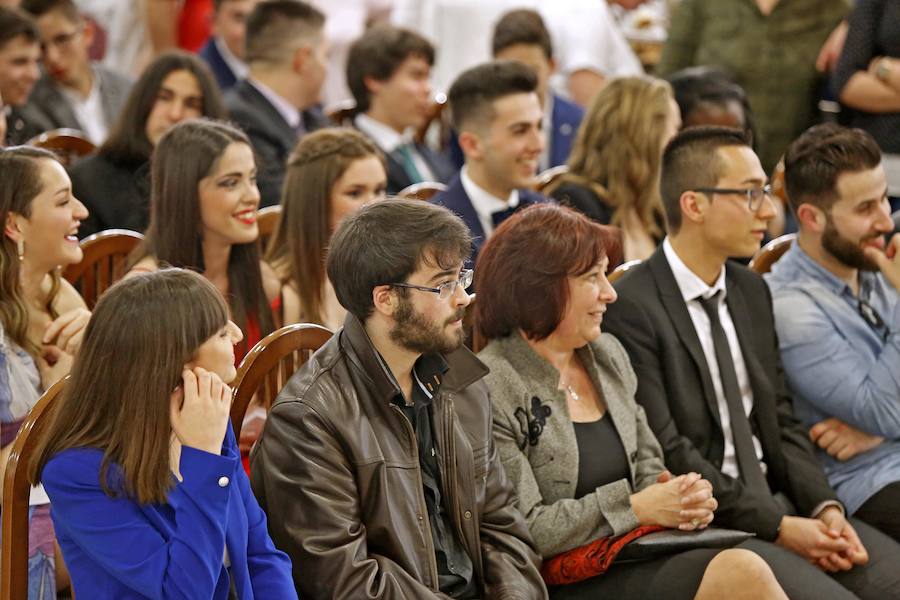 Fotos: Graduación de los alumnos del IES Padre Feijoo