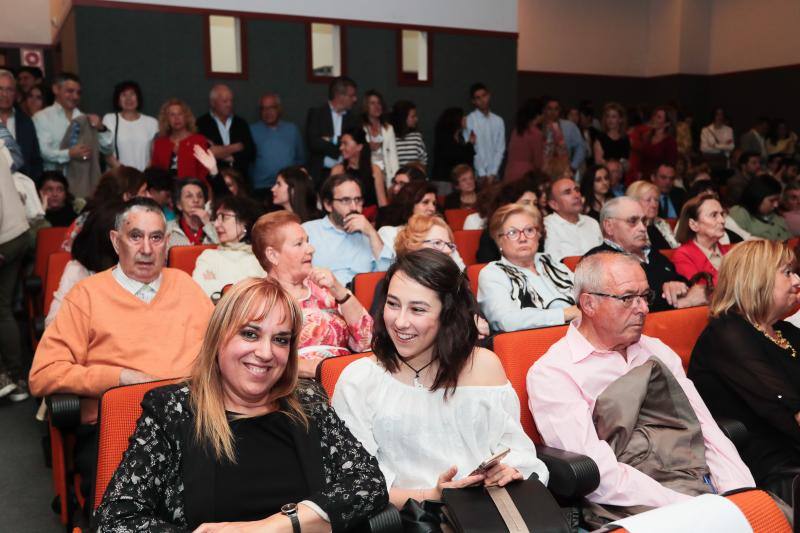 Fotos: Graduación de los alumnos del IES Piles