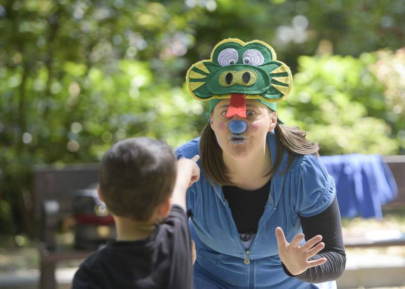Los puestos tradicionales y los juegos infantiles amenizaron la jornada festiva.