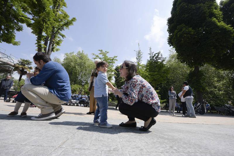 Los puestos tradicionales y los juegos infantiles amenizaron la jornada festiva.
