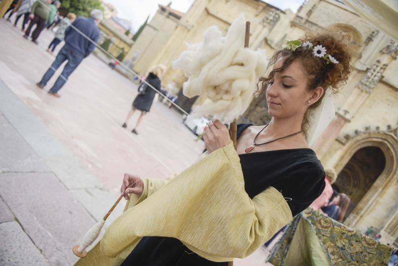 Los puestos tradicionales y los juegos infantiles amenizaron la jornada festiva.